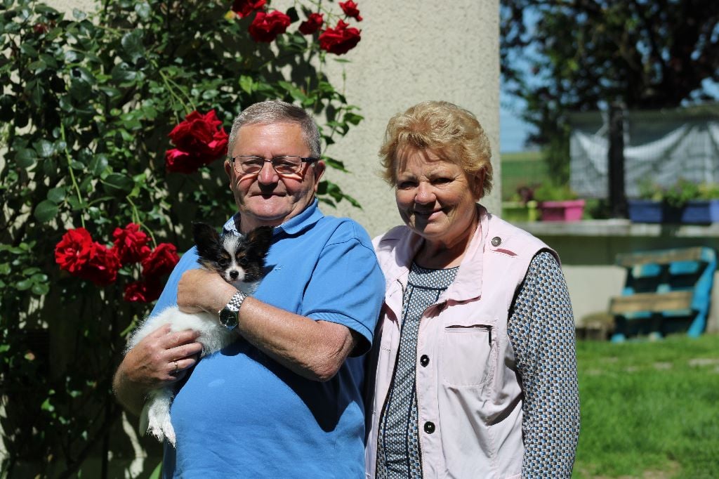 de la vallée de la Py - VOILA PACHA AVEC SA NOUVELLE FAMILLE