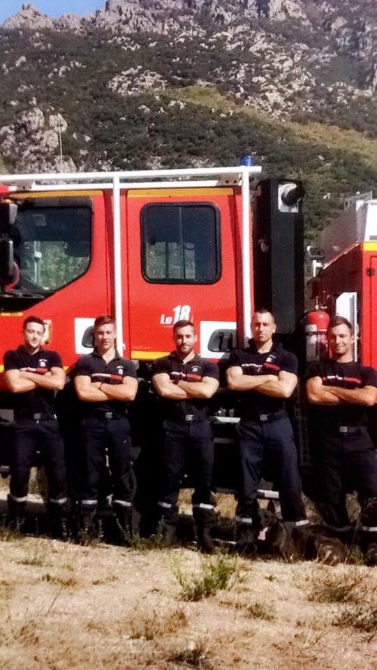 Du Rocher Des Ducs - Sparte chien d'intervention chez les Pompiers !