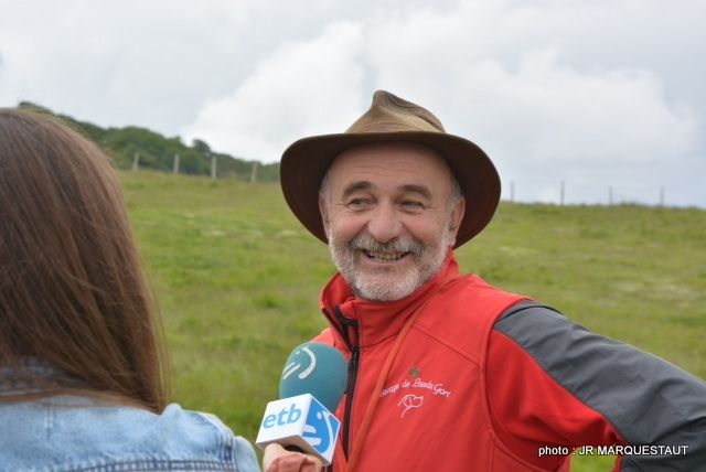 de landa gori - Montagne OIZ..Interview  Euskual  TV !!!